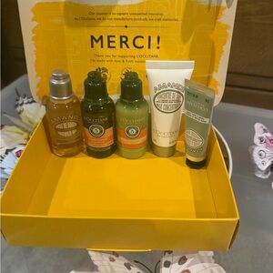 L'Occitane En Provence Merci Box 5 Piece Gift Set